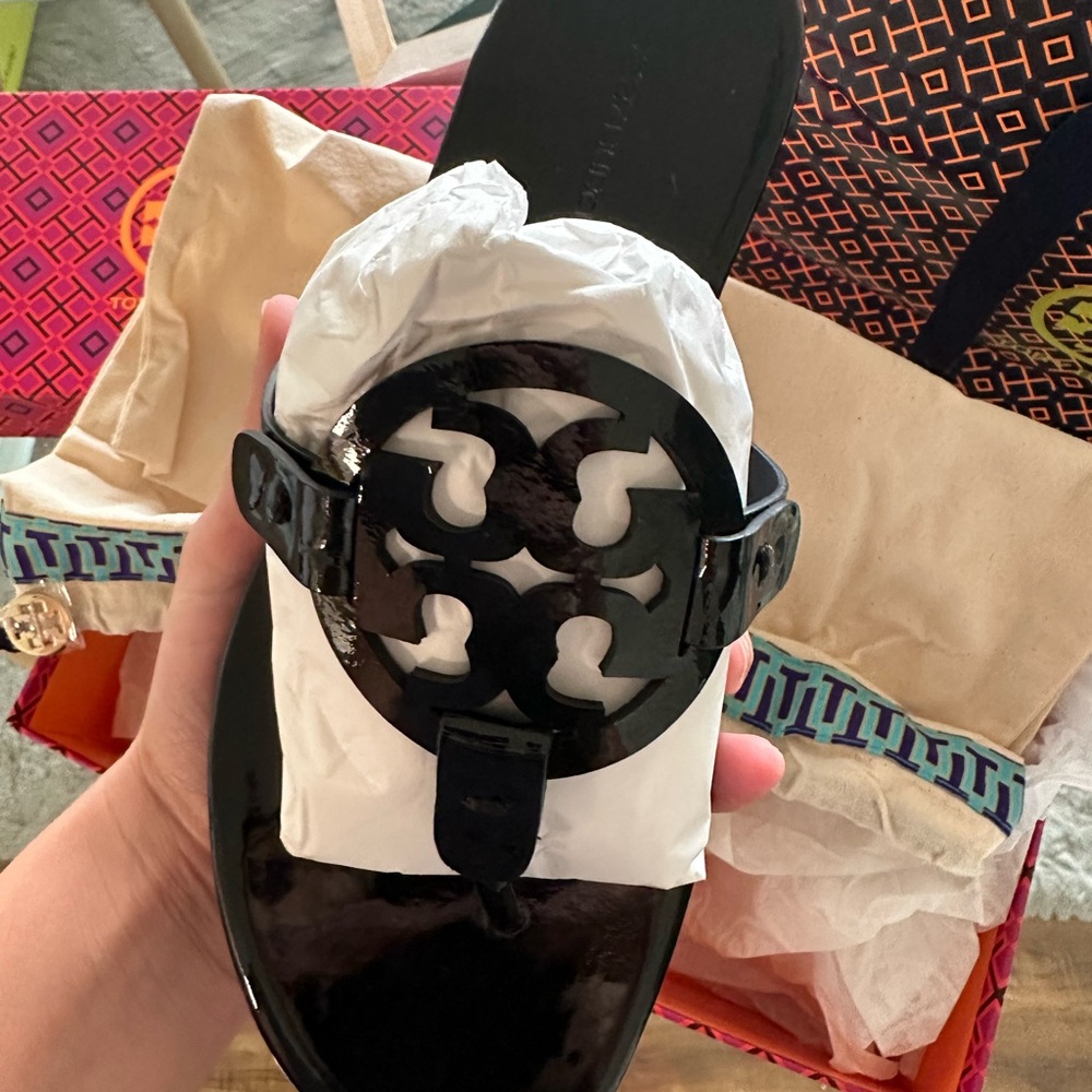 MILLER SOFT PATENT LEATHER SANDAL